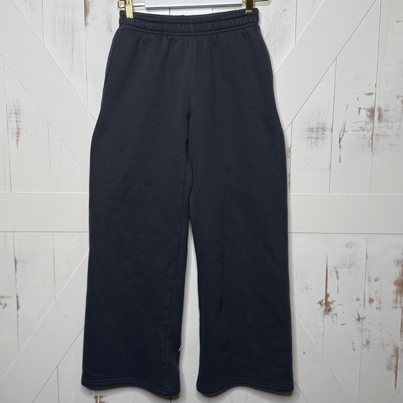 Edikted Bonney Bow Black Sweatpants Pink Bow Detail - Picture 7 of 10